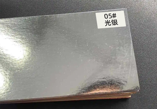 激光模切如何解决光银纸加工的三大痛点？(图1)